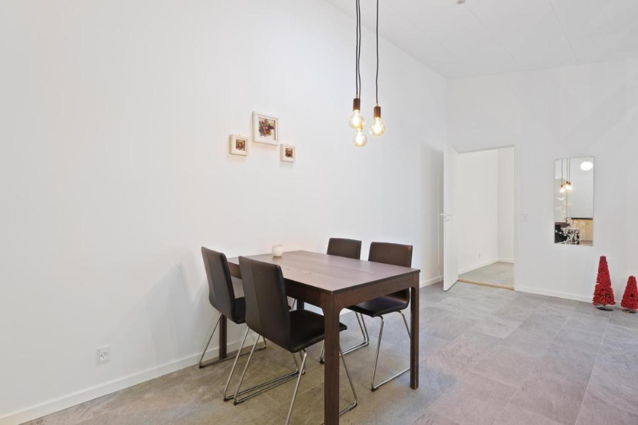Charming - Luxurious 1 Bedroom Apartment In The Heart Of Aalborg Exterior foto